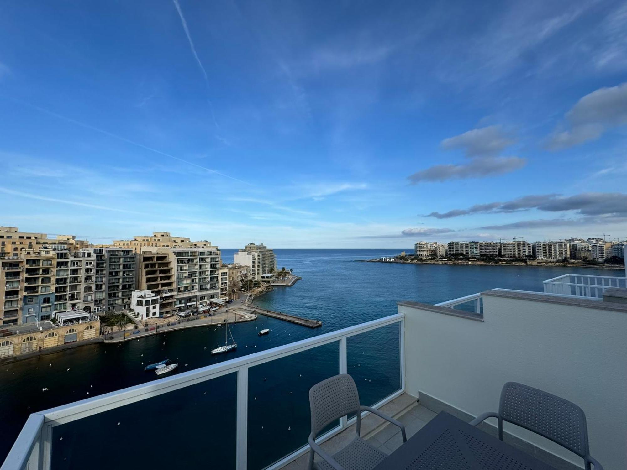 Apartment Giuliani Seafront Penthouse 15 Saint Julian's