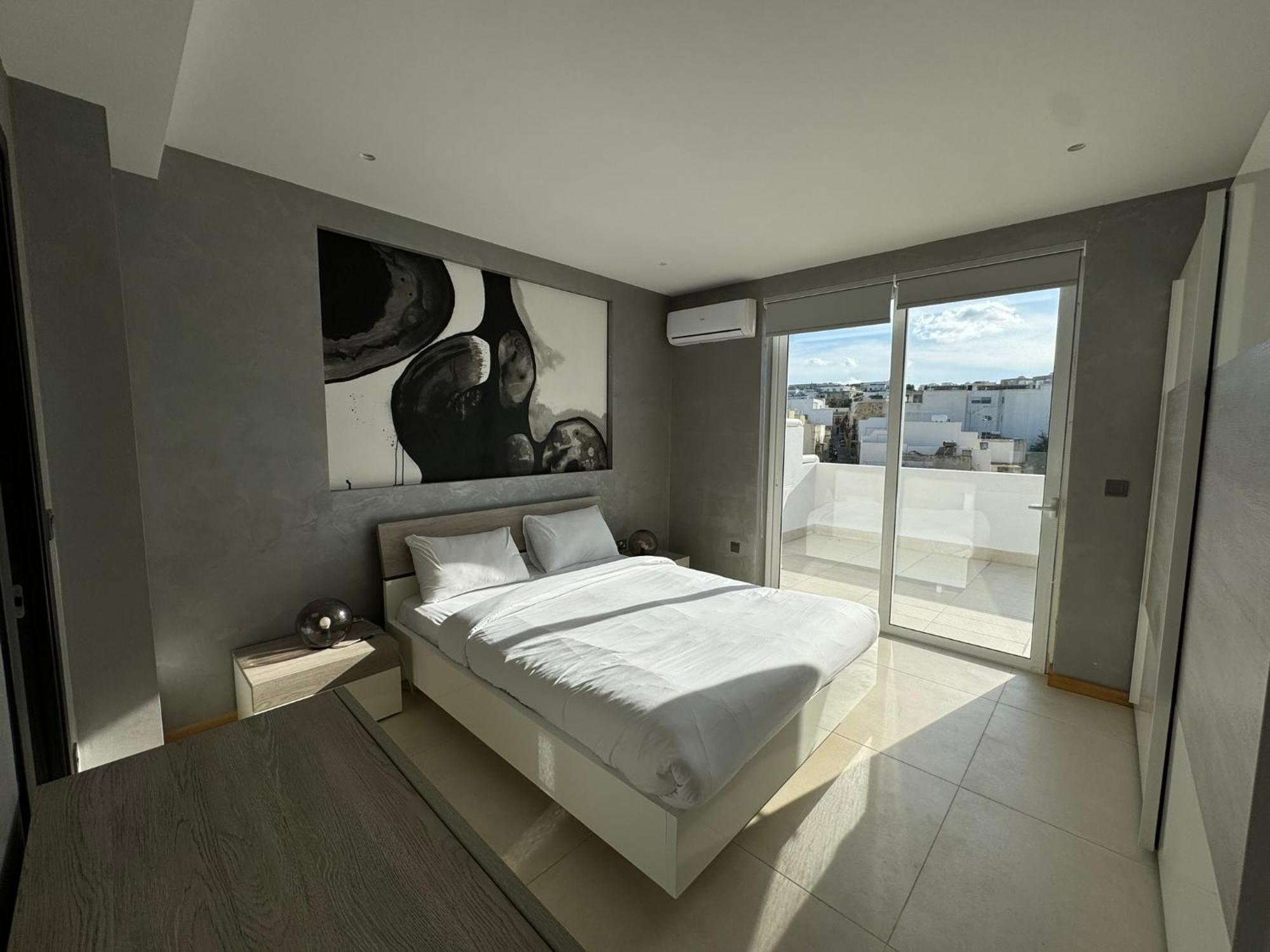 Giuliani Seafront Penthouse 15 *