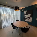 Giuliani Seafront Penthouse 15
